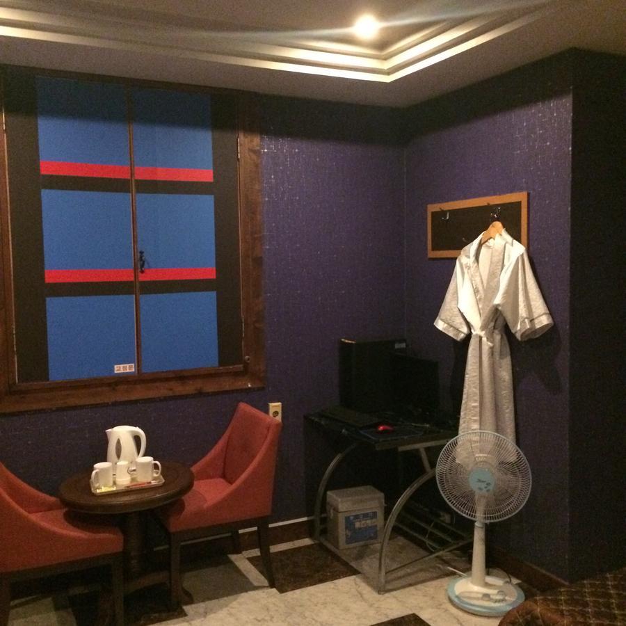 Romance Hotel Chungju Luaran gambar