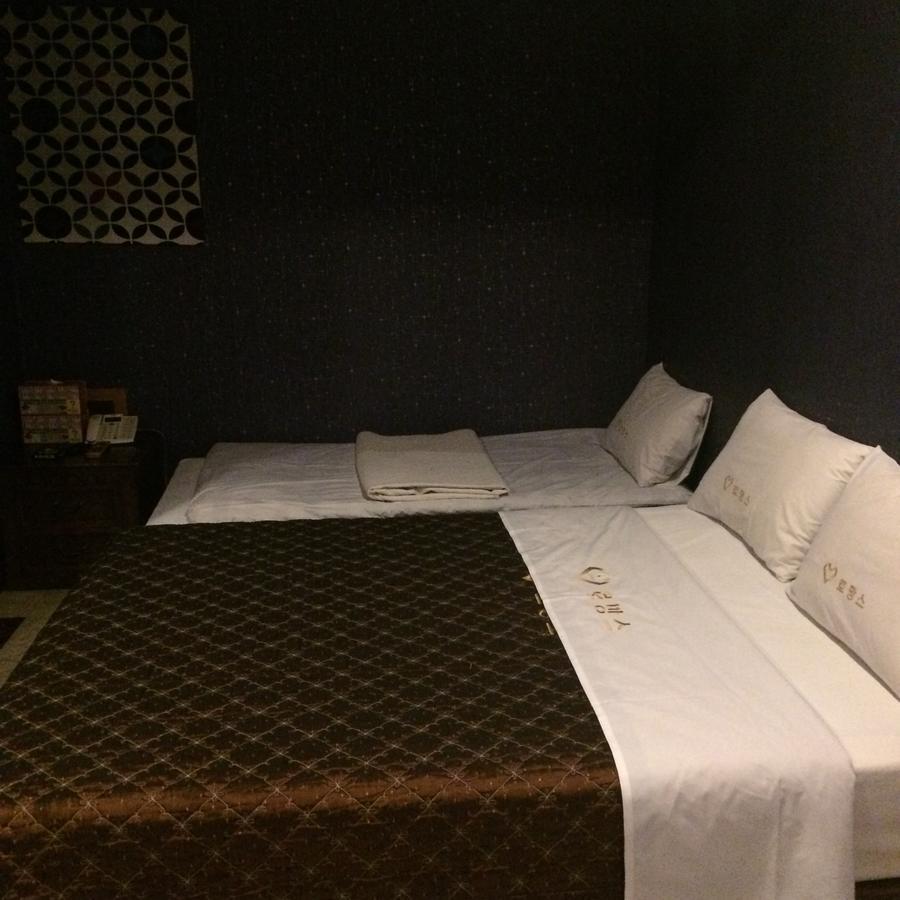 Romance Hotel Chungju Luaran gambar